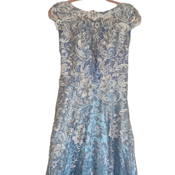 Maxi Gown Backless Light Blue Sz S Illusion Neckline Light Blue Lace Maxi Dress - Picture 8 of 10